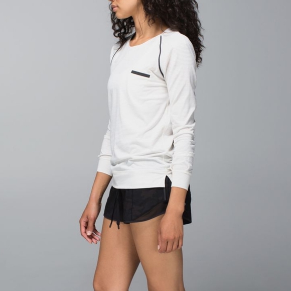 Lululemon Weightless Crew - Picture 3 of 14